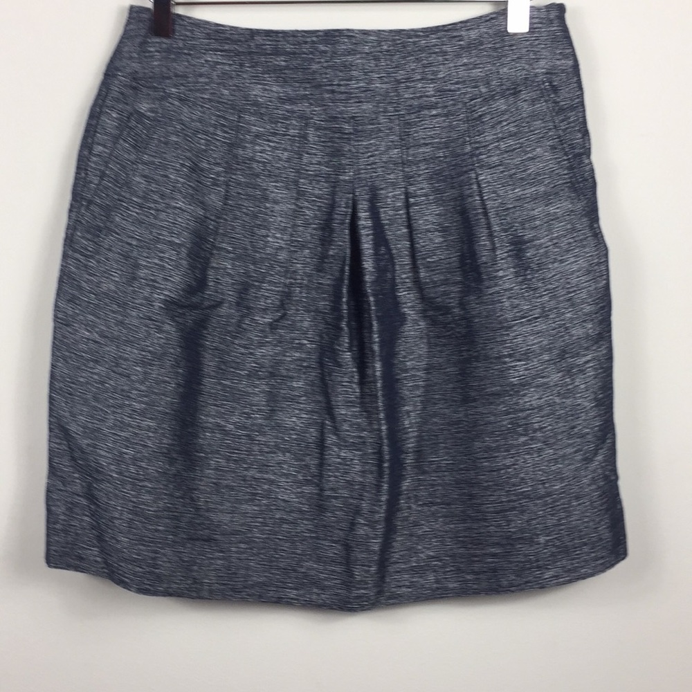Ann Taylor linen blend shimmer skirt. Size 8.